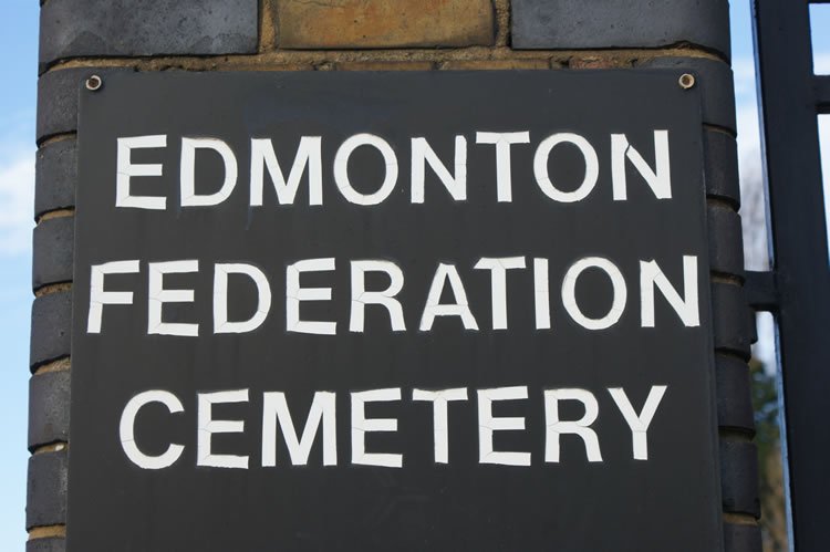 edmontonfederationcemetry.jpg